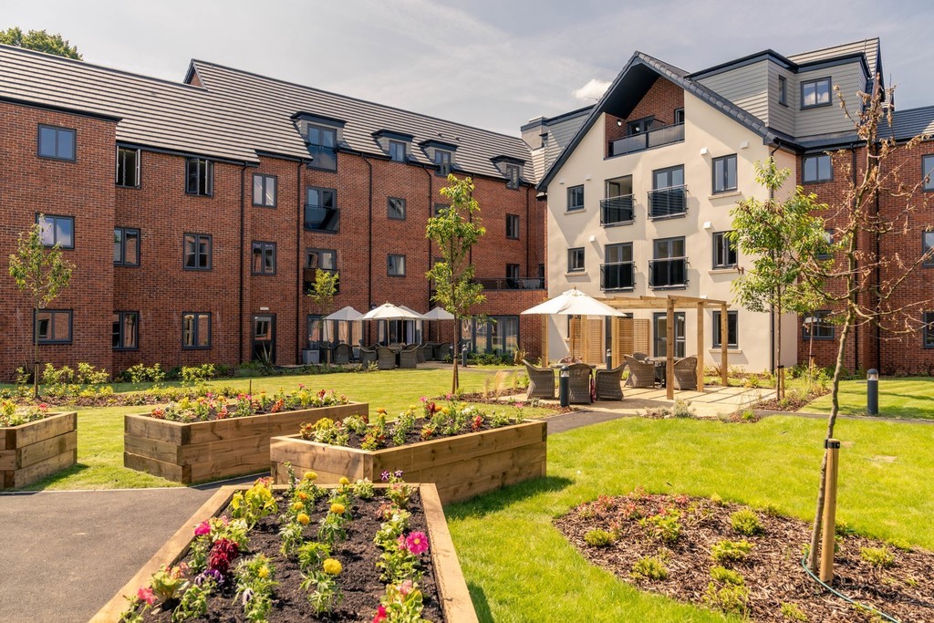 3 Balshaw Court, Burlington Gardens